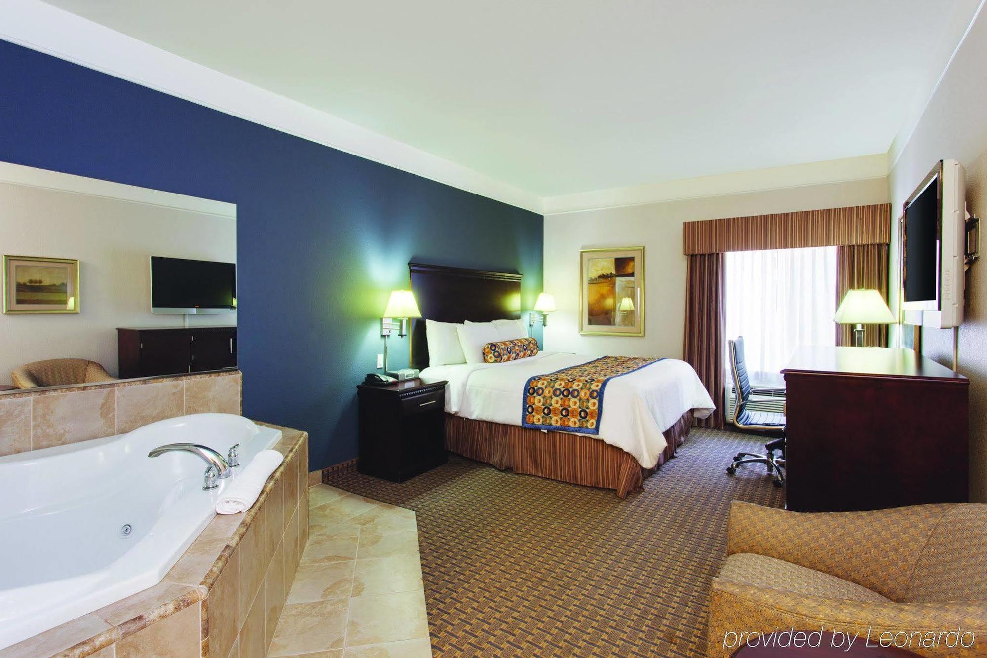 Fairfield By Marriott Inn & Suites Fresno Riverpark Exterior foto